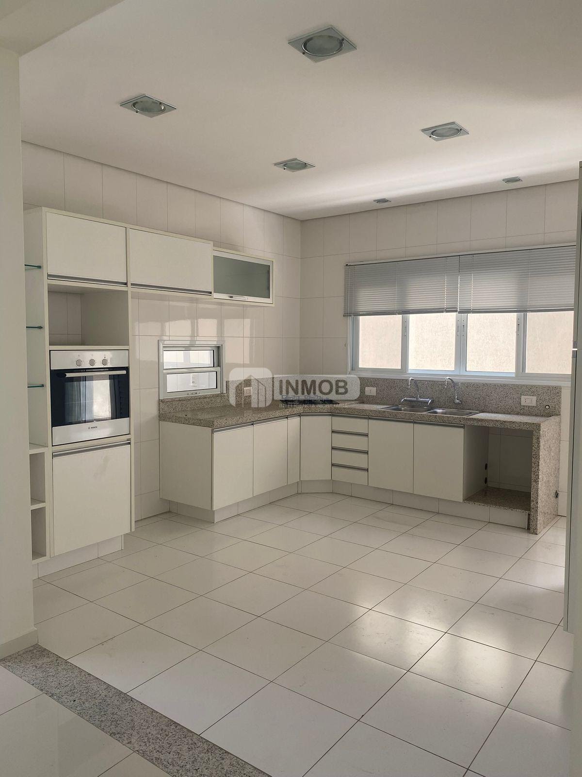 Casa à venda com 3 quartos, 3 suítes, 4 vagas e 261m² no Campos do Conde, Tremembé (SP) — foto 3 de 23
