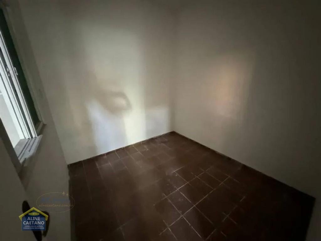 Casa à venda com 3 quartos, 1 suíte, 2 vagas e 194m² no Guilhermina, Praia Grande (SP) — foto 5 de 20