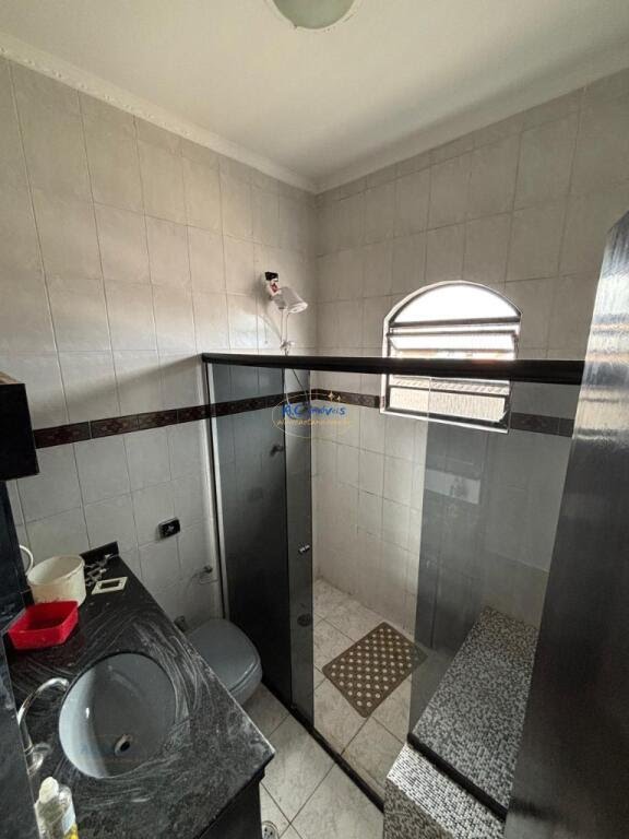 Casa à venda com 2 quartos, 1 suíte, 2 vagas e 150m² no Cidade Ocian, Praia Grande (SP) — foto 17 de 24