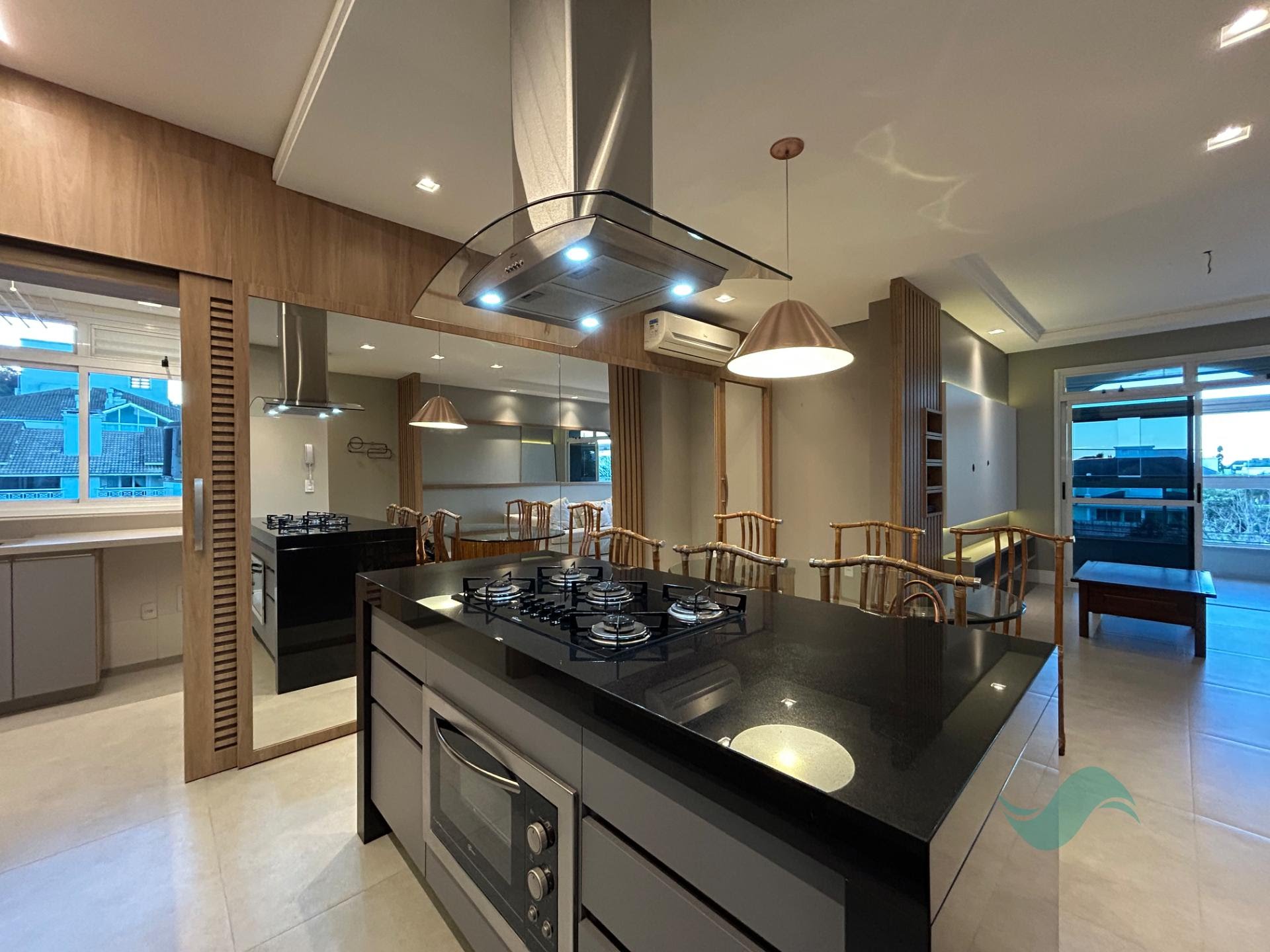 Apartamento à venda com 3 quartos, 2 suítes, 2 vagas e 115m² no Jurerê Internacional, Florianópolis (SC) — foto 2 de 15