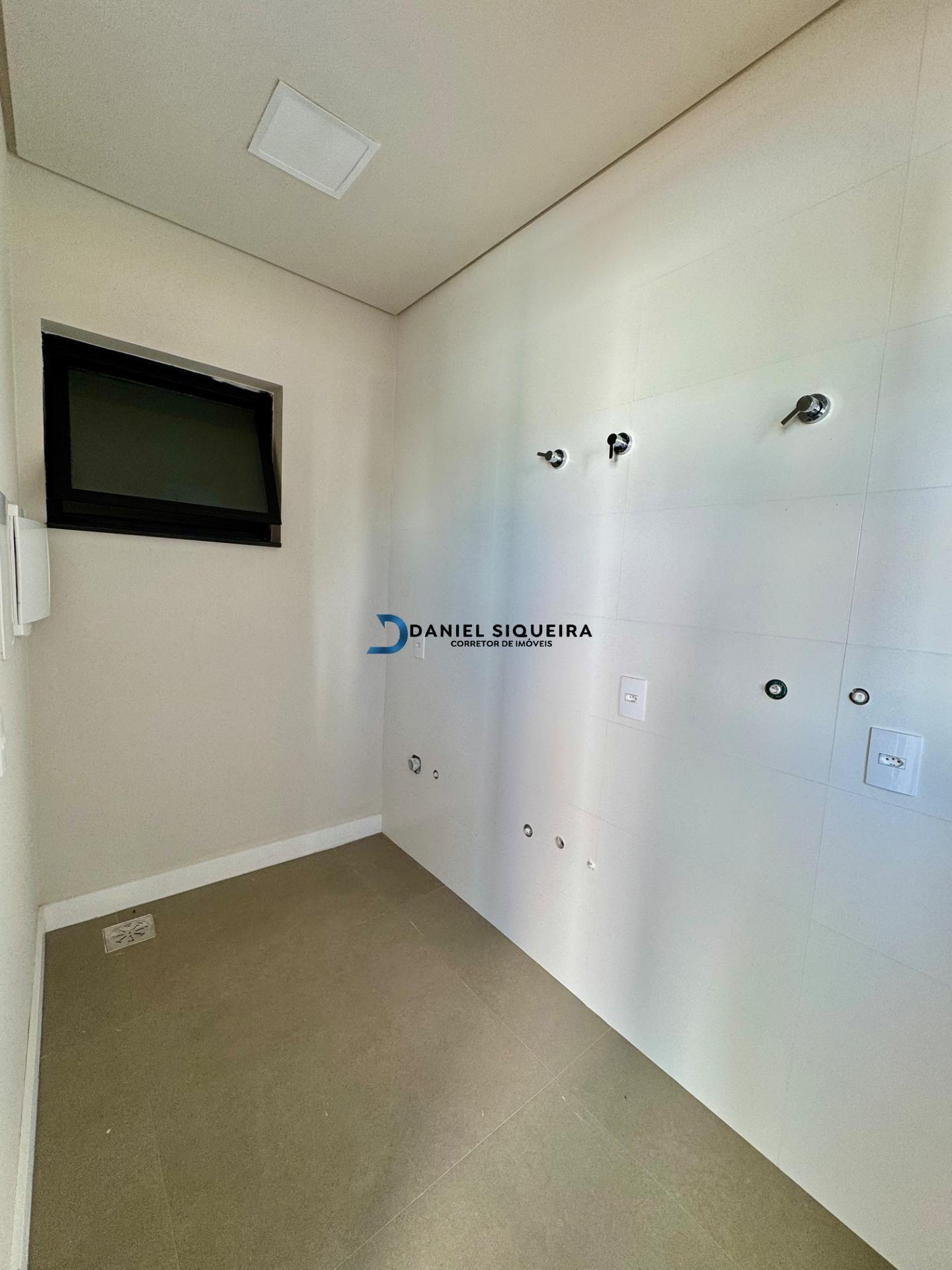 Casa à venda com 3 quartos, 3 suítes, 4 vagas e 215m² no Bairro Deltaville, Biguaçu (SC) — foto 28 de 30