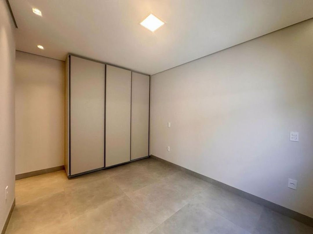 Casa à venda com 3 quartos, 3 suítes, 4 vagas e 166m² no Loteamento Terras de Florença, Ribeirão Preto (SP) — foto 22 de 30