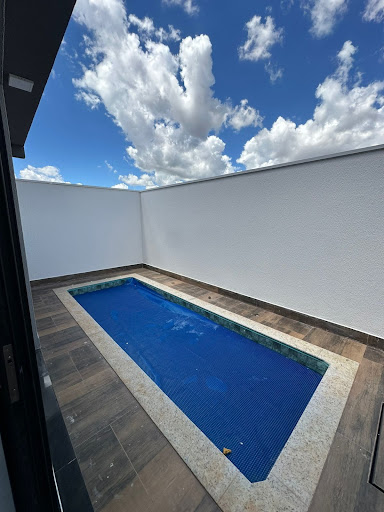 Casa de Condomínio em Novo Mundo  -  Uberlândia