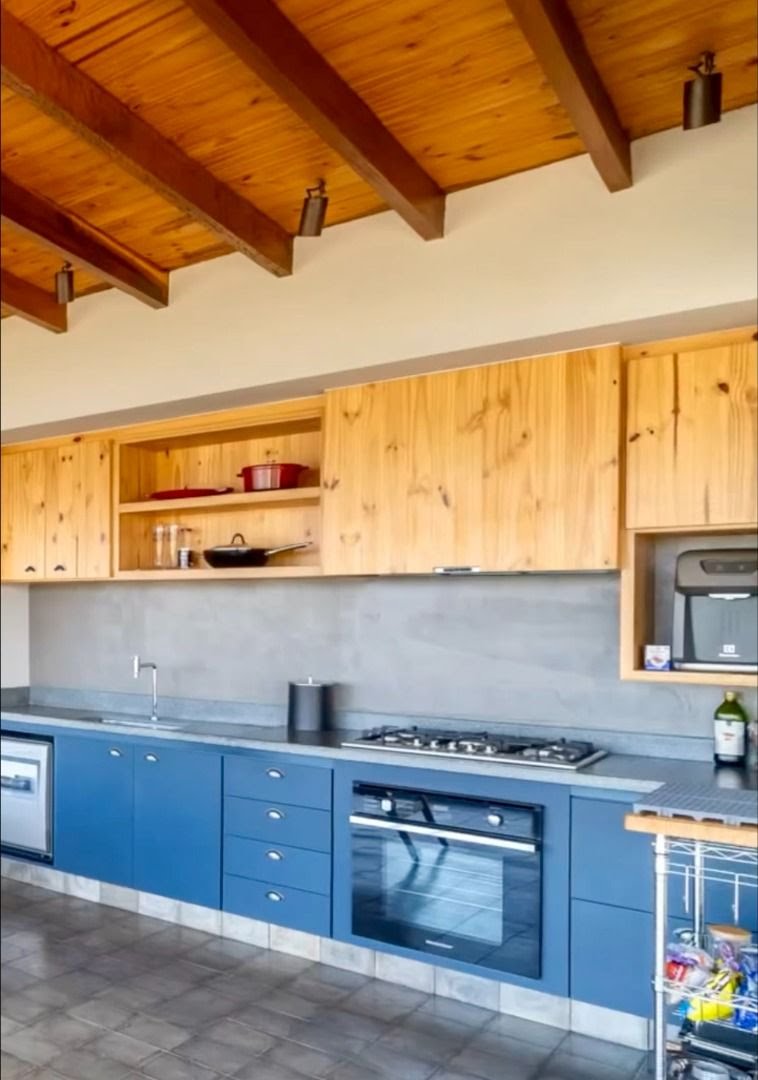 Casa à venda com 3 quartos, 2 suítes, 6 vagas e 279m² no Zona Rural, Delfinópolis (MG) — foto 4 de 22