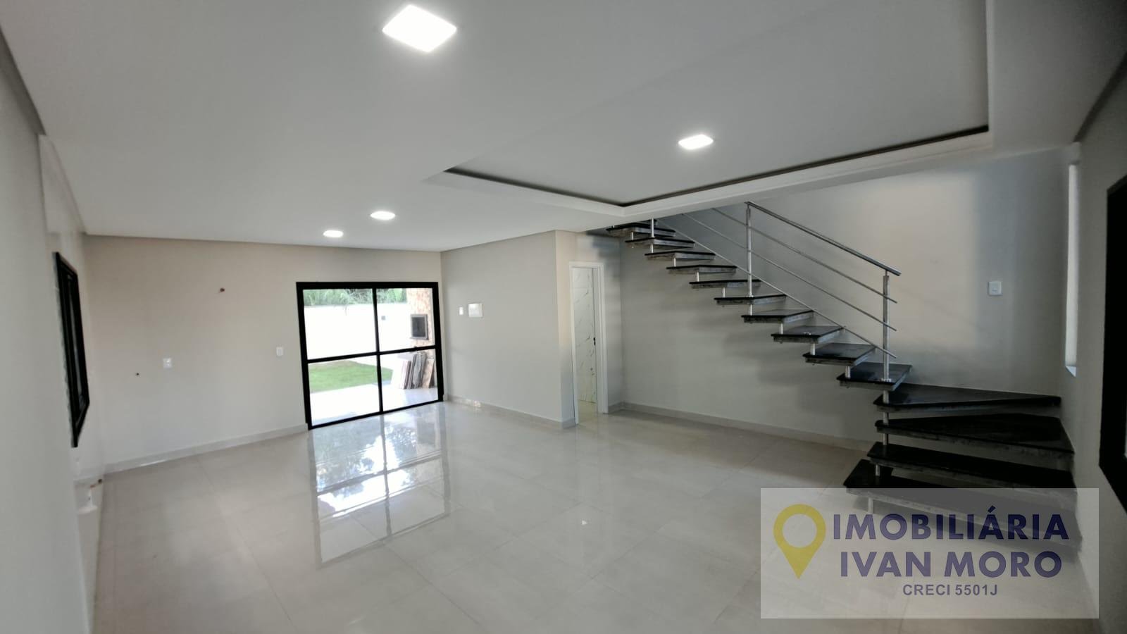 Casa à venda com 3 quartos, 1 suíte, 2 vagas e 140m² no Ingleses do Rio Vermelho, Florianópolis (SC) — foto 4 de 25