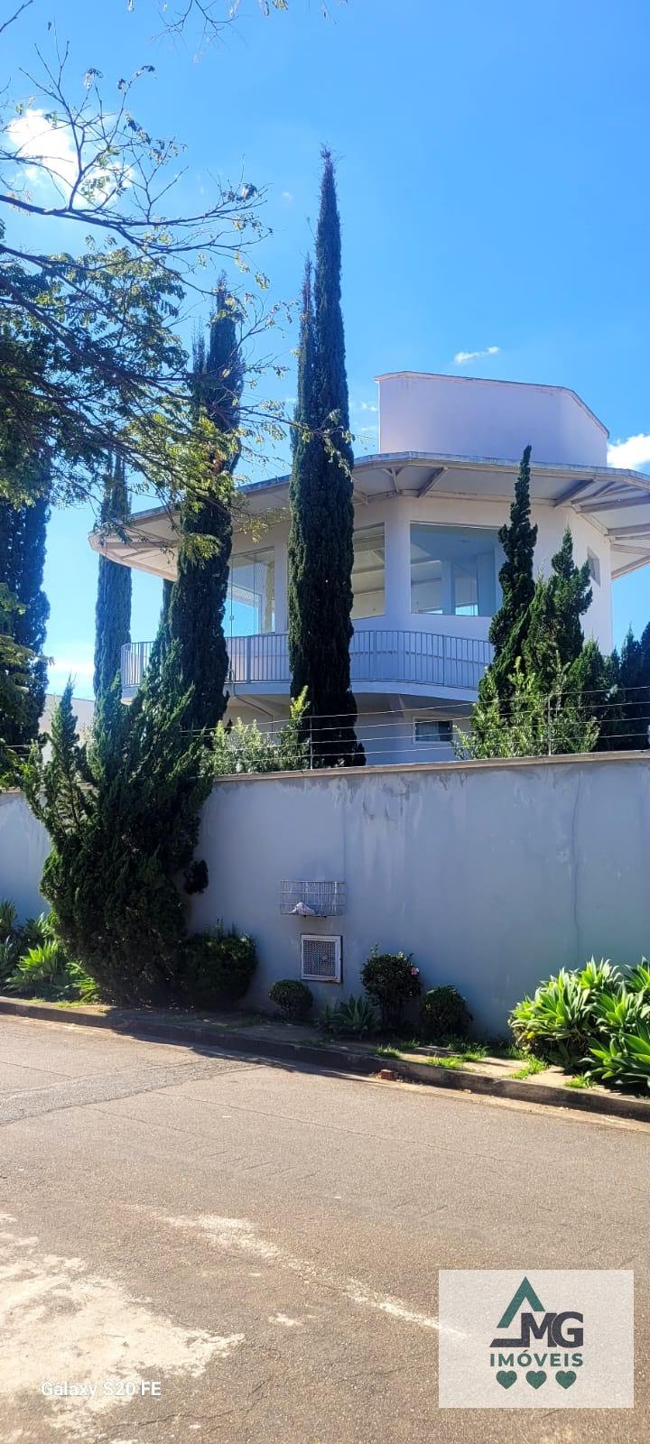 Casa à venda com 5 quartos, 3 suítes, 5 vagas e 842m² no Jardim Umuarama, Três Corações (MG) — foto 24 de 27