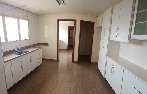 Cozinha com despensa