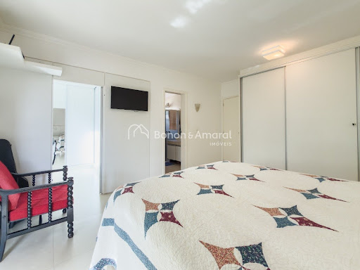 Casa, 3 quartos, 262 m² - Foto 28