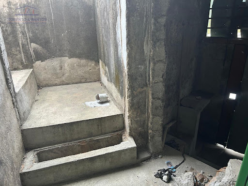 Escadas de acesso ao teto
