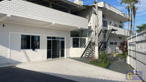 Venda de Hotel em Praia das Palmeiras - Caraguatatuba por R$7,5M