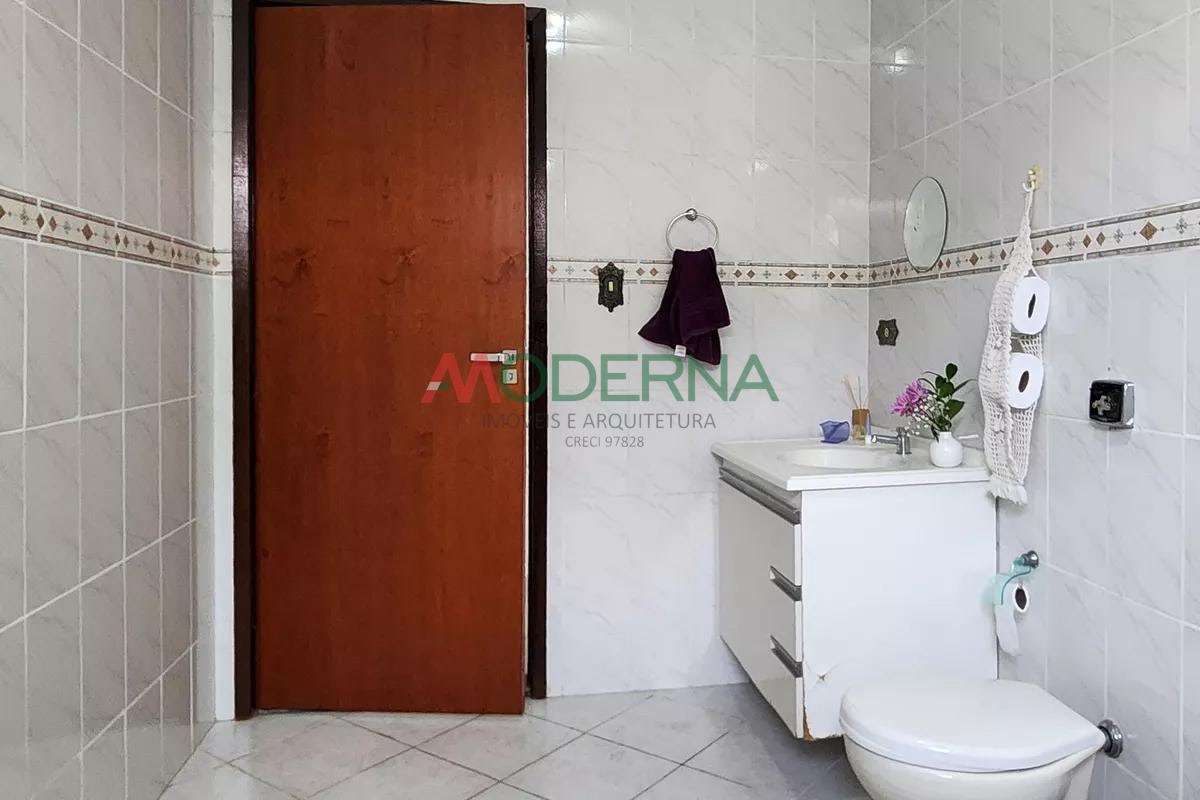 Casa à venda com 3 quartos, 1 suíte, 2 vagas e 220m² no Nova Petrópolis, São Bernardo do Campo (SP) — foto 27 de 30
