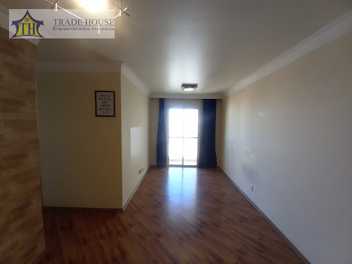 Apartamento em Vila Gumercindo  -  São Paulo