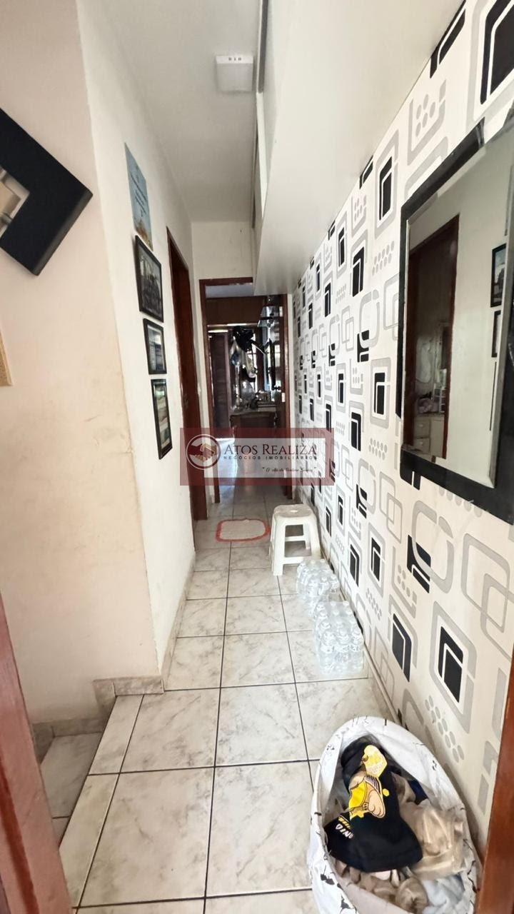 Casa à venda com 4 quartos, 3 banheiros, 1 vaga e 180m² no Interlagos, São Paulo (SP) — foto 4 de 28