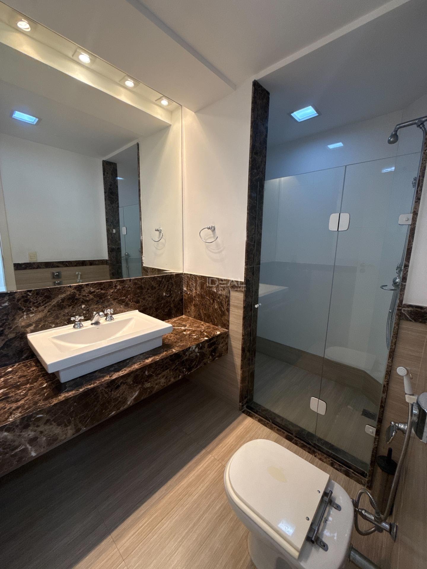 Apartamento à venda com 4 quartos, 2 suítes, 3 vagas e 338m² no Centro, Campos dos Goytacazes (RJ) — foto 29 de 30