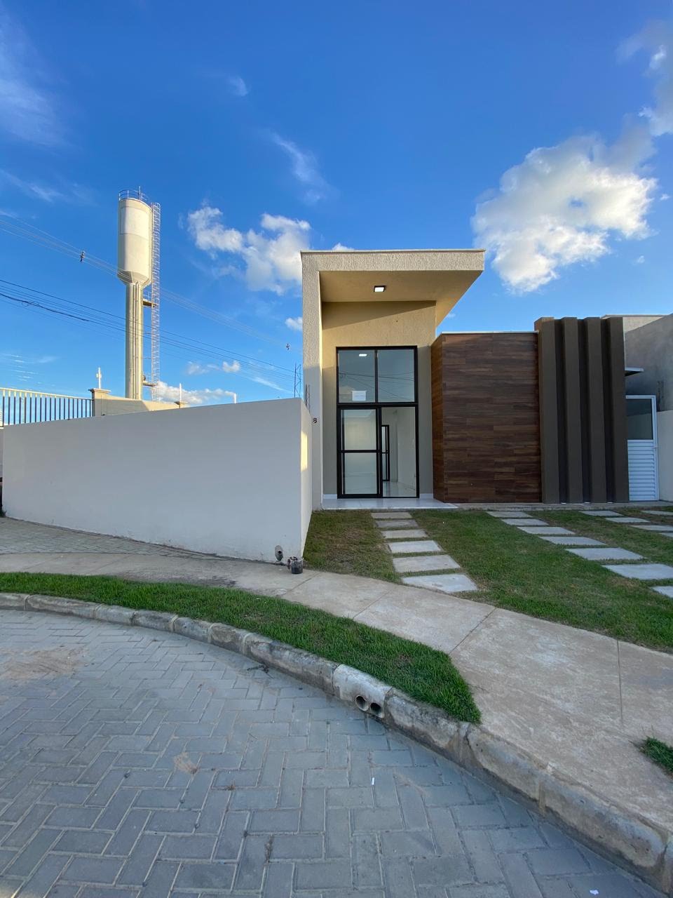 Casa à venda com 1 suíte e 174m² no Sim, Feira de Santana (BA) — foto 2 de 17