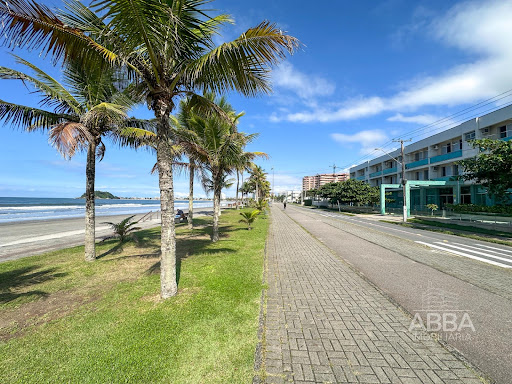 Apartamento Mobiliado com 3 Suítes em Guaratuba