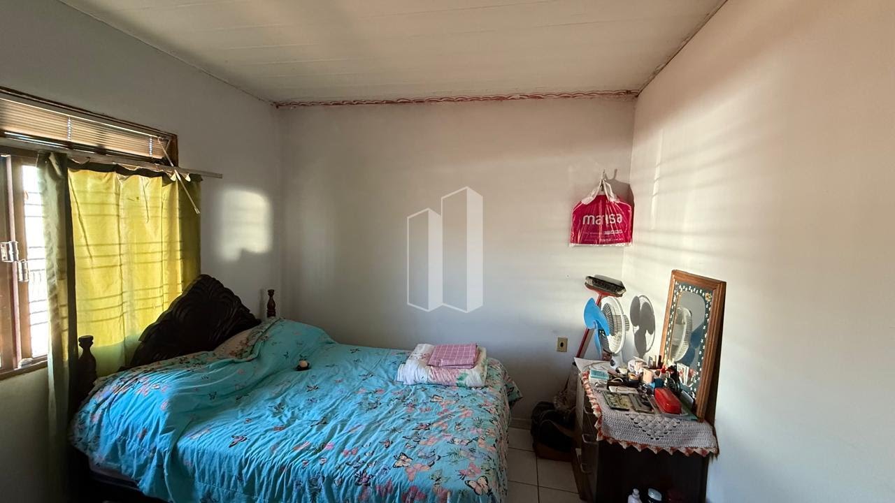 Casa à venda com 6 quartos, 1 suíte, 2 vagas e 201m² no Jardim Novo Mundo, Goiânia (GO) — foto 4 de 17