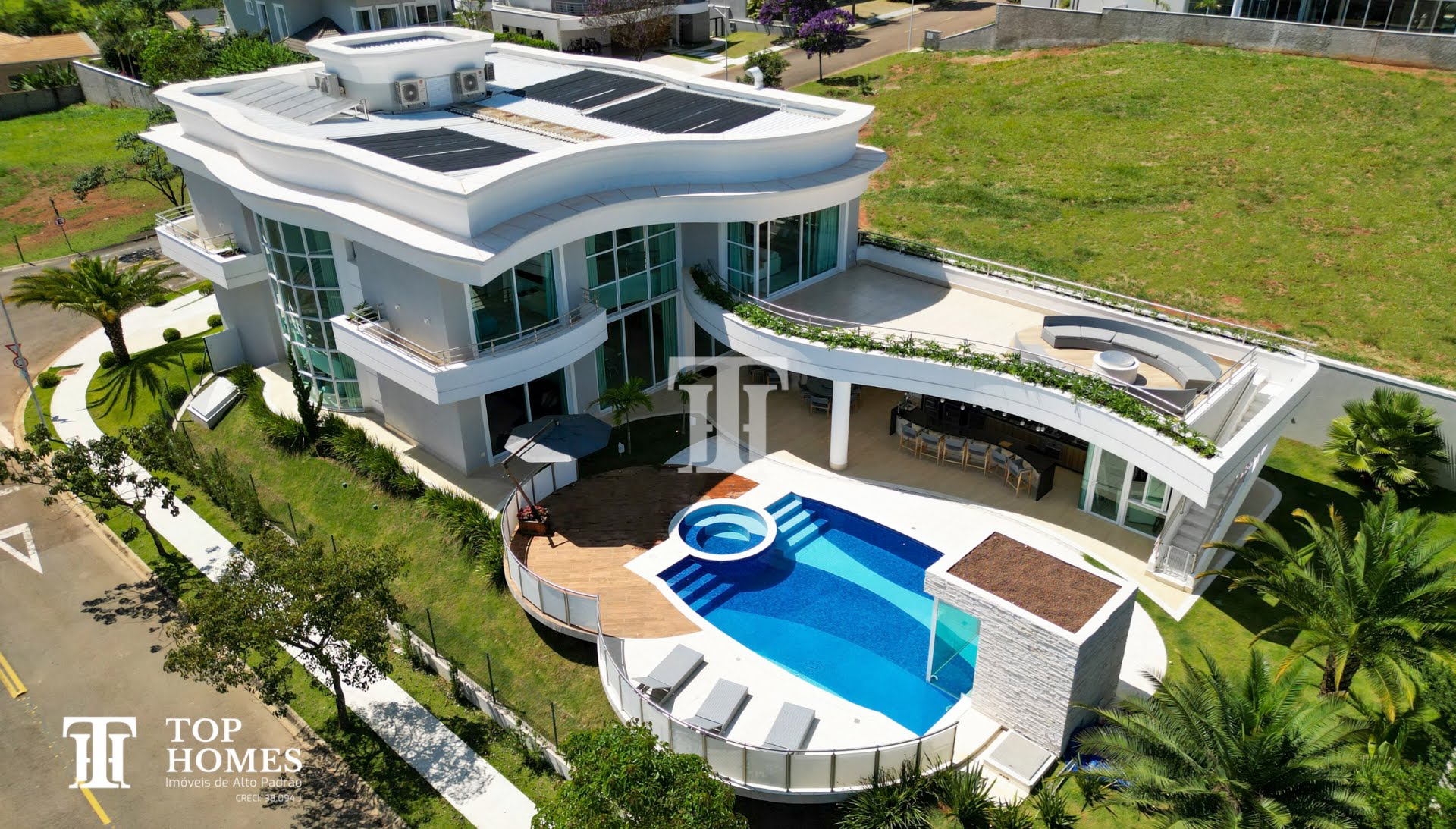 Casa de alto padrão/luxo à venda no condomínio Quinta das Paineiras em Jundiaí/SP
