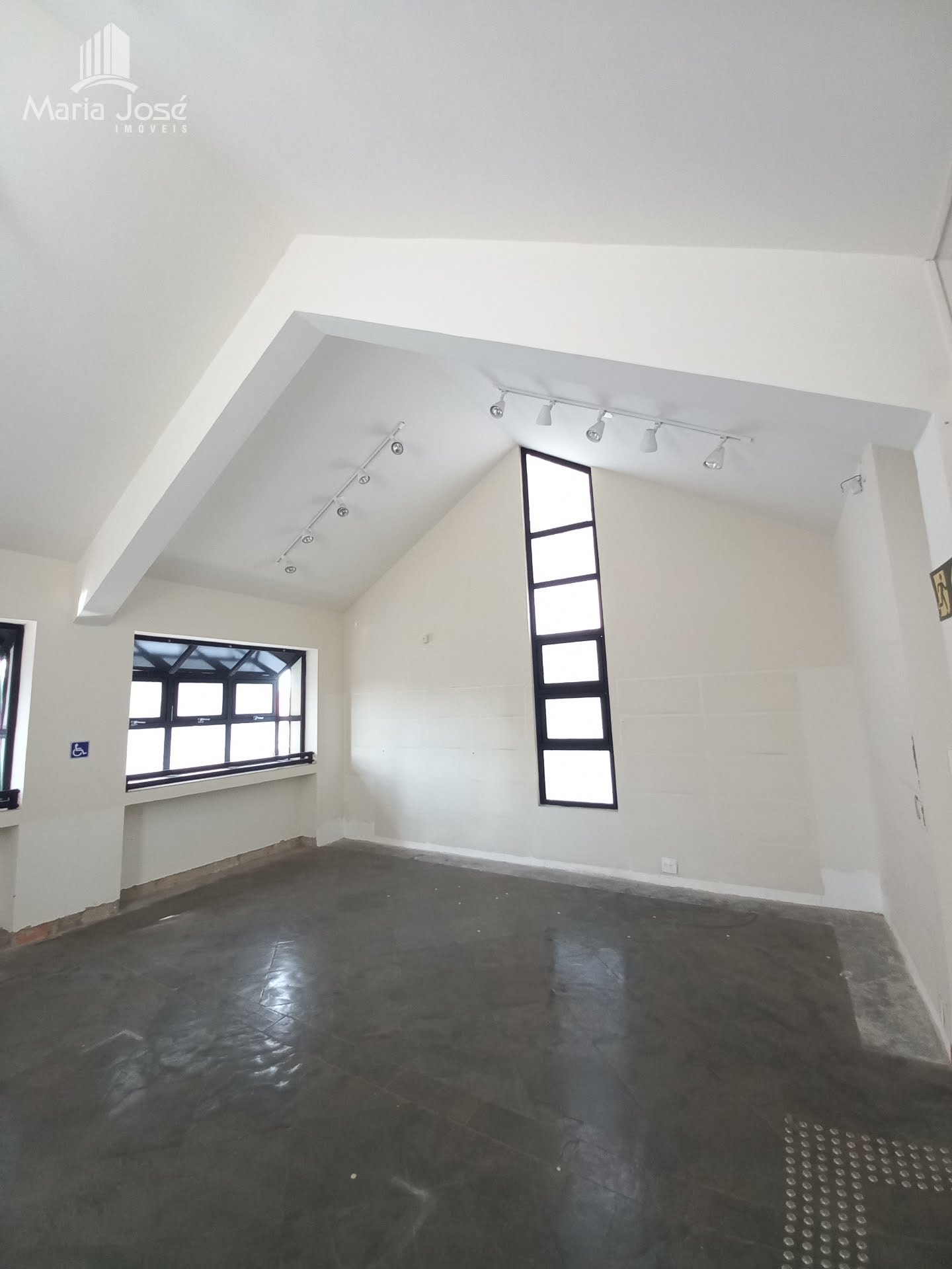 Comercial para alugar com 10 banheiros e 750m² no Centro, Sete Lagoas (MG) — foto 23 de 30