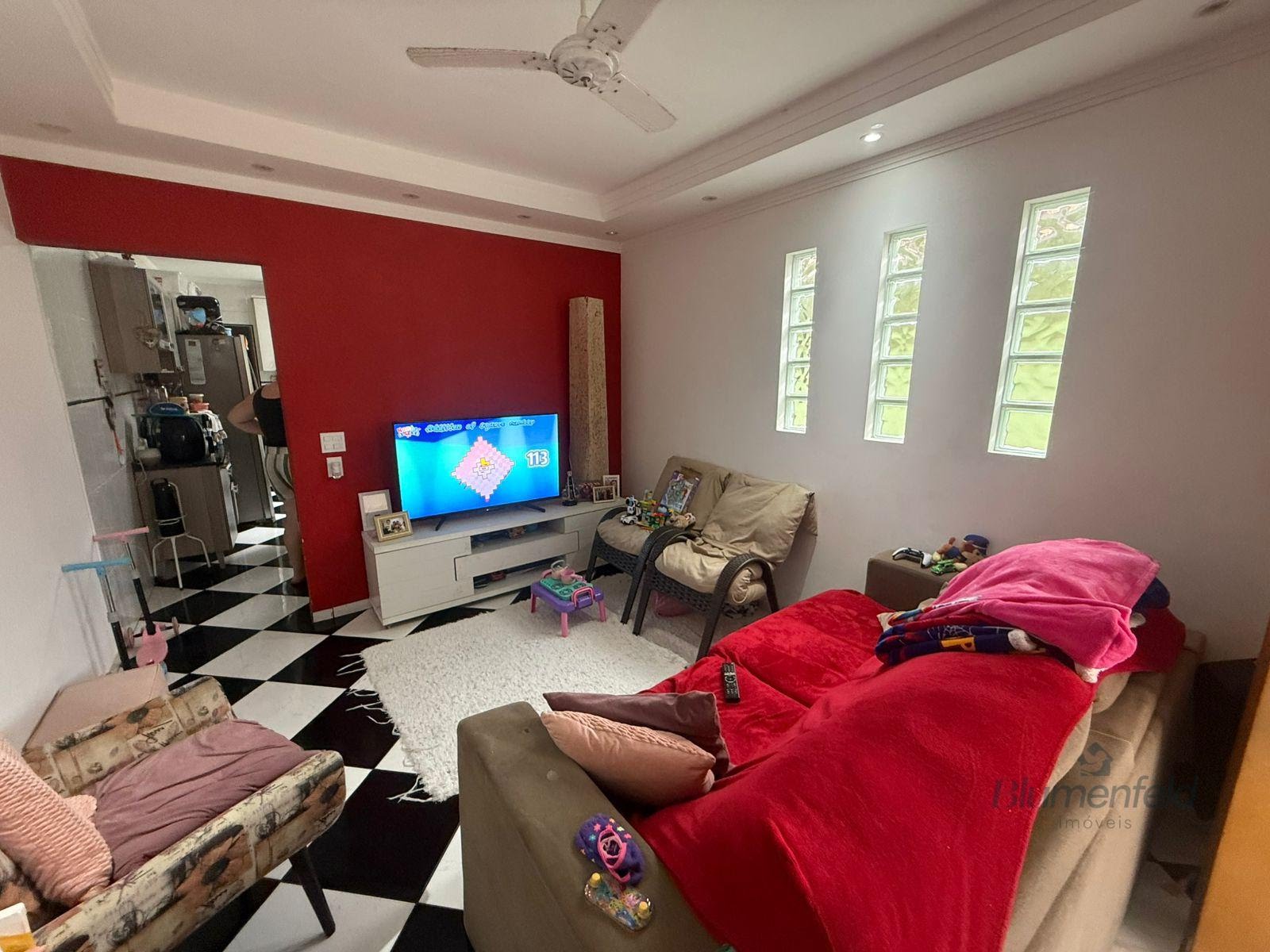 Casa à venda com 3 quartos, 1 suíte, 2 vagas e 160m² no Nova Arujá, Arujá (SP) — foto 11 de 18