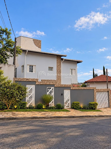 Casa, 3 quartos, 197 m² - Foto 1