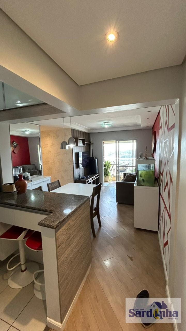 Apartamento à venda com 3 quartos, 2 banheiros, 2 vagas e 70m² no Jardim Maria Rosa, Taboão da Serra — foto principal