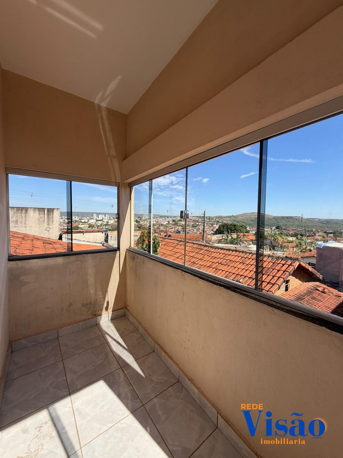 Casa para alugar com 2 quartos, 1 banheiro e 2 vagas no Juscelino Kubitschek, Paracatu (MG) — foto 15 de 20