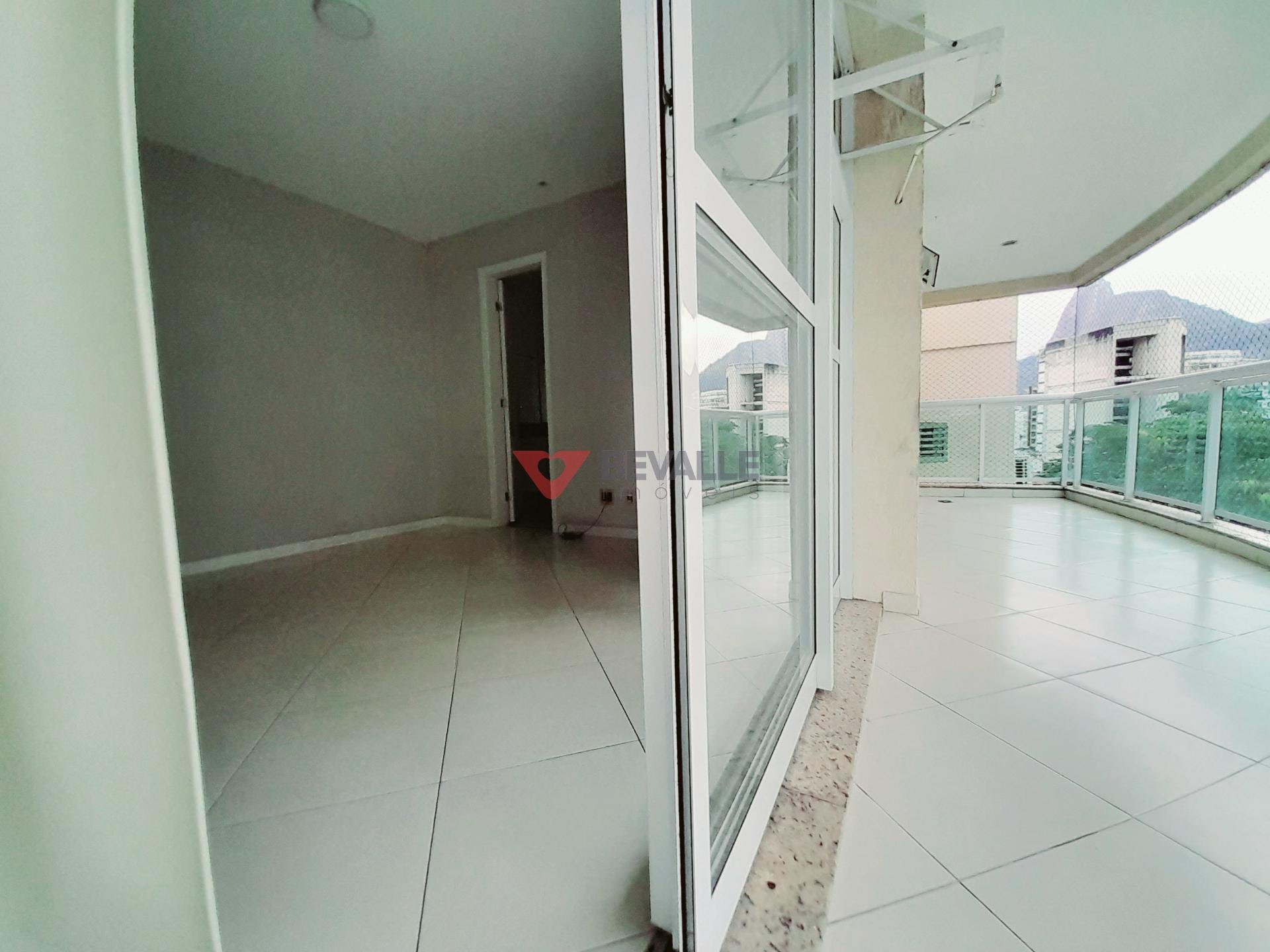 Apartamento à venda com 3 quartos, 3 suítes, 2 vagas e 155m² no Botafogo, Rio de Janeiro (RJ) — foto 25 de 30