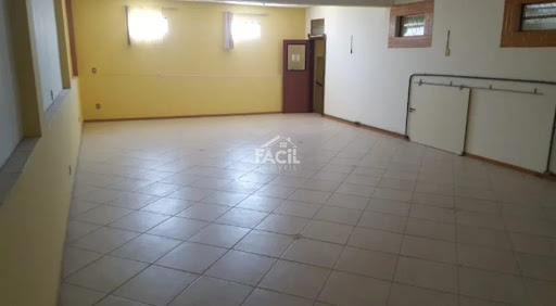 Prédio Inteiro para Locação em Serra - 900m² | 7 Banheiros