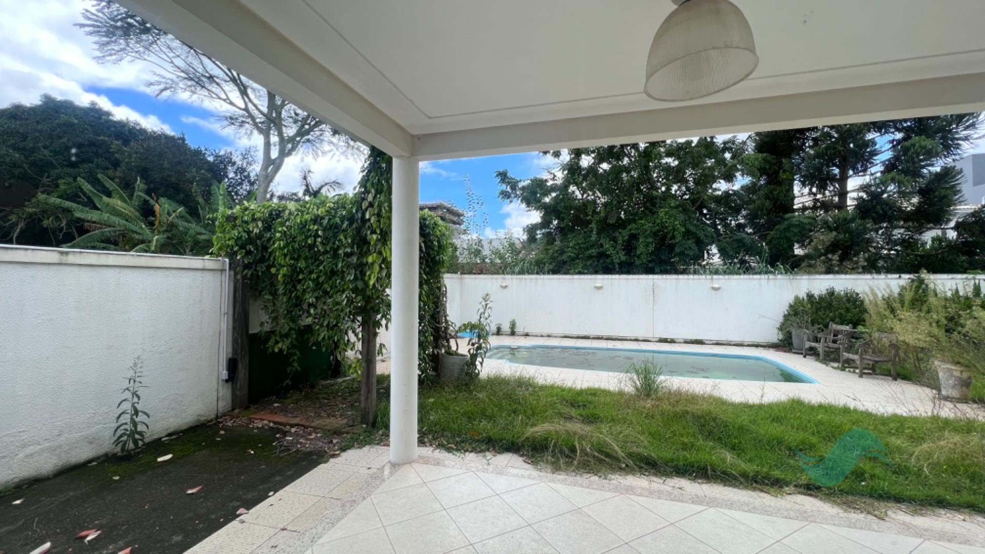 Casa à venda com 4 quartos, 3 suítes, 2 vagas e 286m² no Jurerê, Florianópolis (SC) — foto 6 de 23