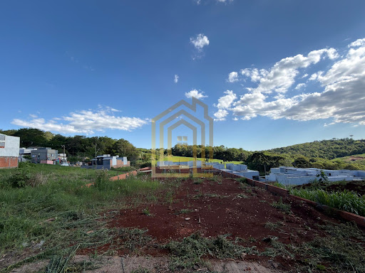 Terreno pronto pra construir no bairro Veredas  -  Cascavel