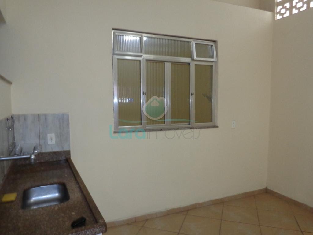 Casa à venda com 3 quartos, 1 suíte, 1 vaga e 100m² no Centro, Macaé (RJ) — foto 22 de 30