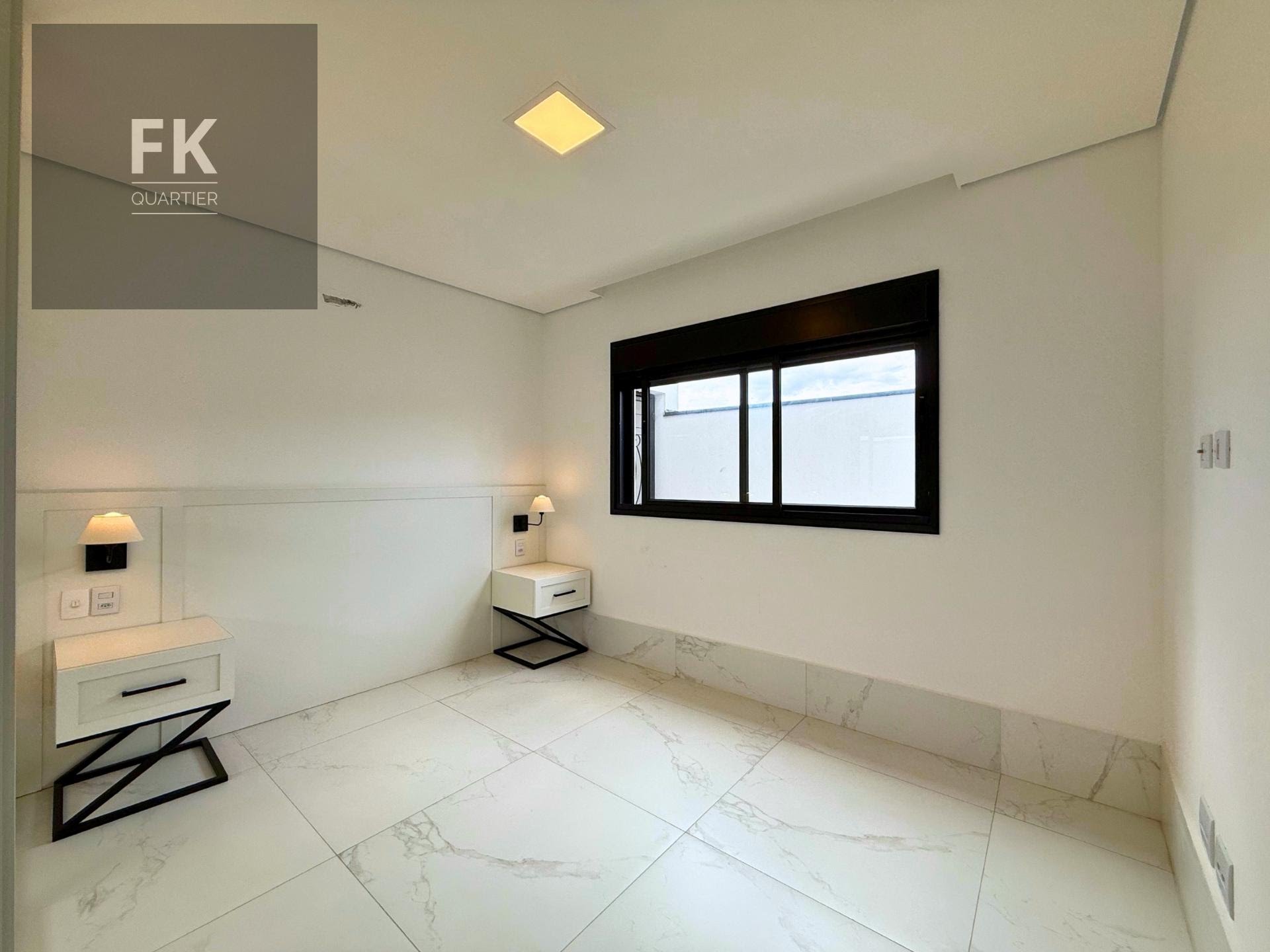 Casa à venda com 5 quartos, 5 suítes, 6 vagas e 422m² no Cidade Tamboré, Santana de Parnaíba (SP) — foto 19 de 30