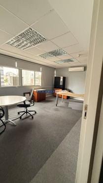 Comercial à venda com 6 banheiros, 4 vagas e 519m² no Centro, Curitiba (PR) — foto 11 de 28