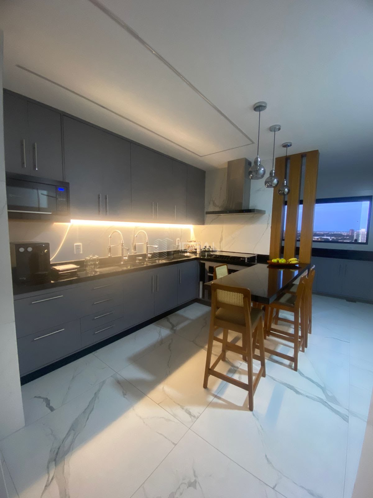 Cobertura à venda com 4 quartos, 2 suítes, 3 vagas e 305m² no Centro, Campos dos Goytacazes (RJ) — foto 7 de 30