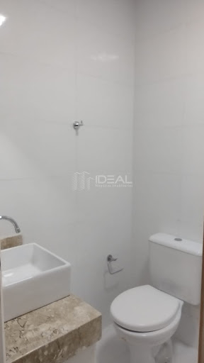 apartamento de 2 quartos sendo 1 suítes disponível para locação no Centro - Campos dos Goytacazes, RJ