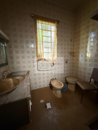 Casa em Avenida Padre Pio Corso  -  Santa Rita do Passa Quatro