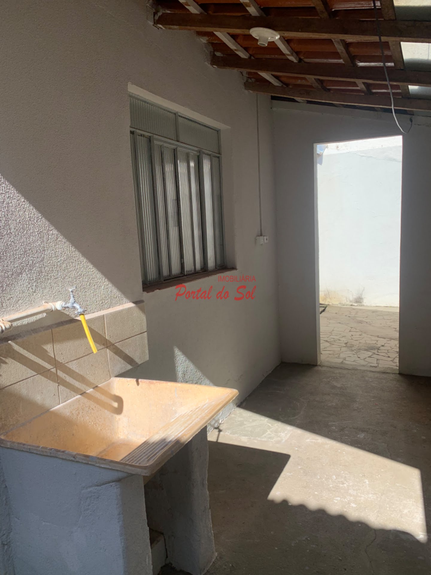 Casa para alugar com 2 quartos, 1 suíte, 1 vaga e 110m² no Centro, Santo Antônio da Platina (PR) — foto 3 de 11
