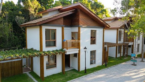 Casa em Condomínio em Arraial d'Ajuda com 3 Suítes
