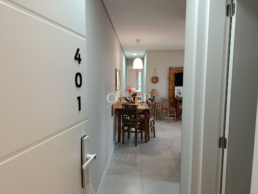 Apartamento com 02 suítes à venda em Caiobá