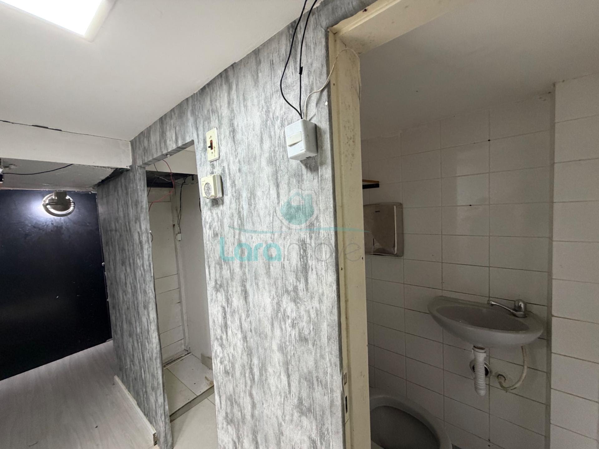 Comercial à venda com 1 banheiro e 22m² no Centro, Macaé (RJ) — foto 19 de 23