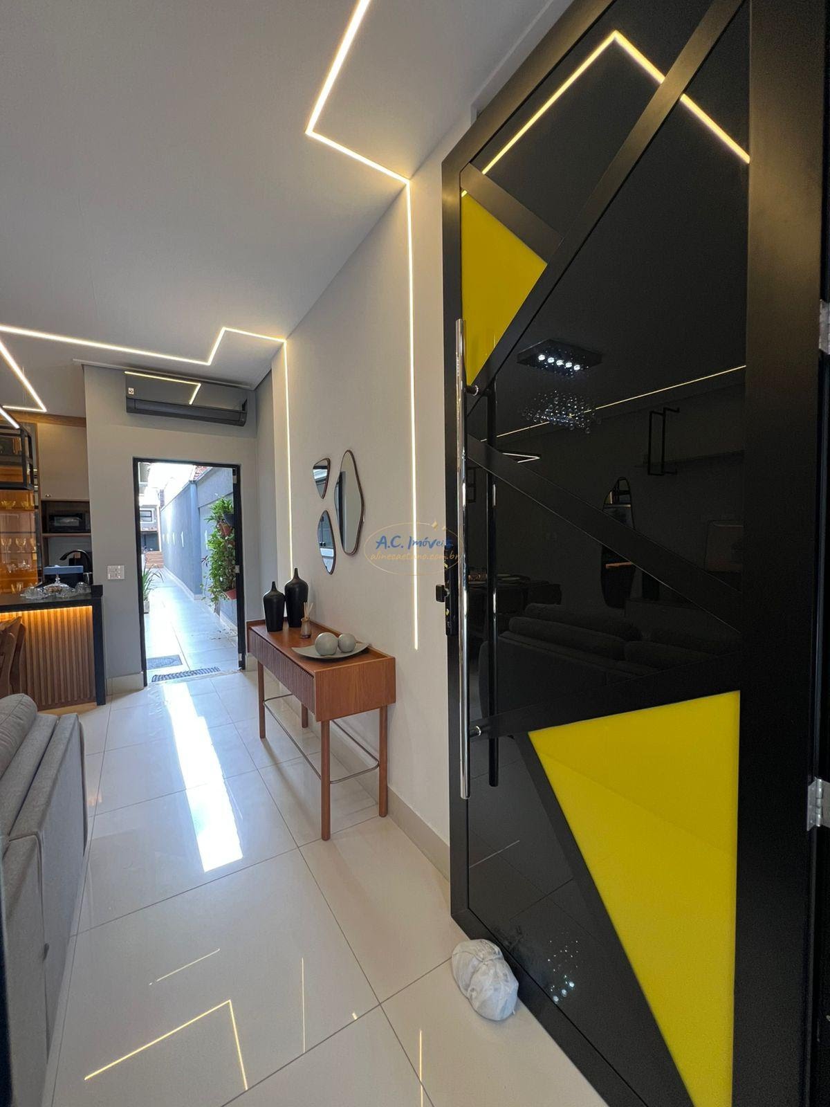 Casa à venda com 3 quartos, 2 suítes, 2 vagas e 118m² no Vilamar, Praia Grande (SP) — foto 16 de 22
