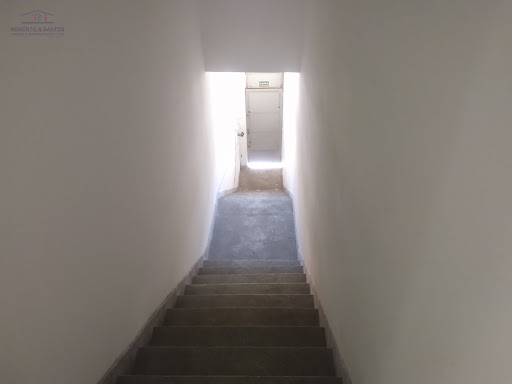 Escadas de acesso