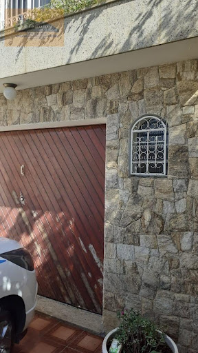 Casa à Venda no Jardim Vila Galvão, Guarulhos – 3 Suítes, 300m²