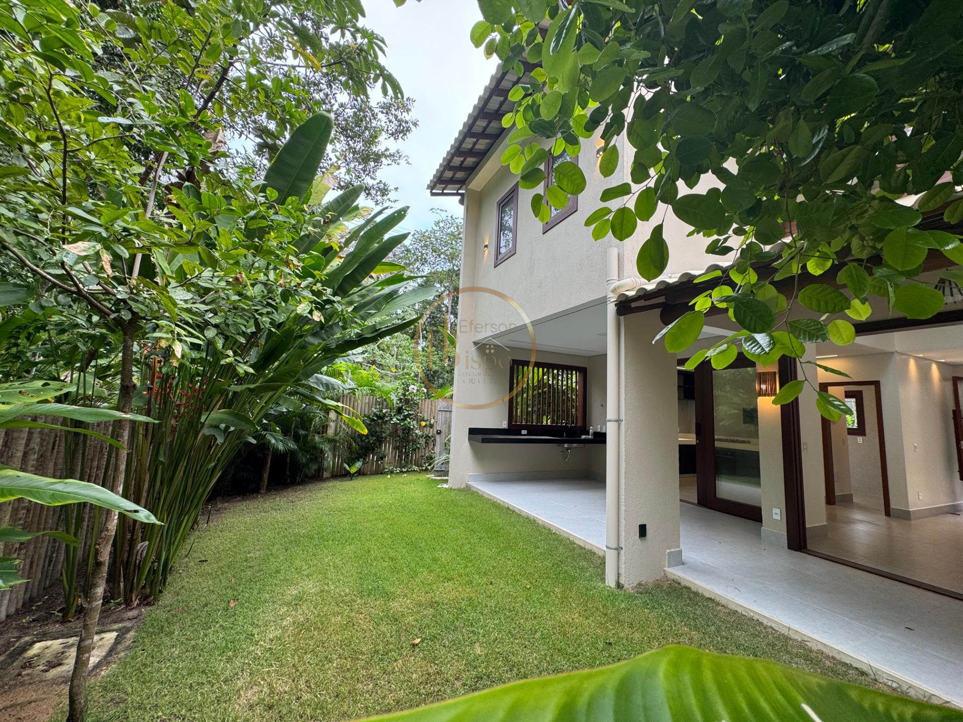 Casa à venda com 4 quartos, 4 suítes, 2 vagas e 202m² no Arraial D'ajuda, Porto Seguro (BA) — foto 16 de 19