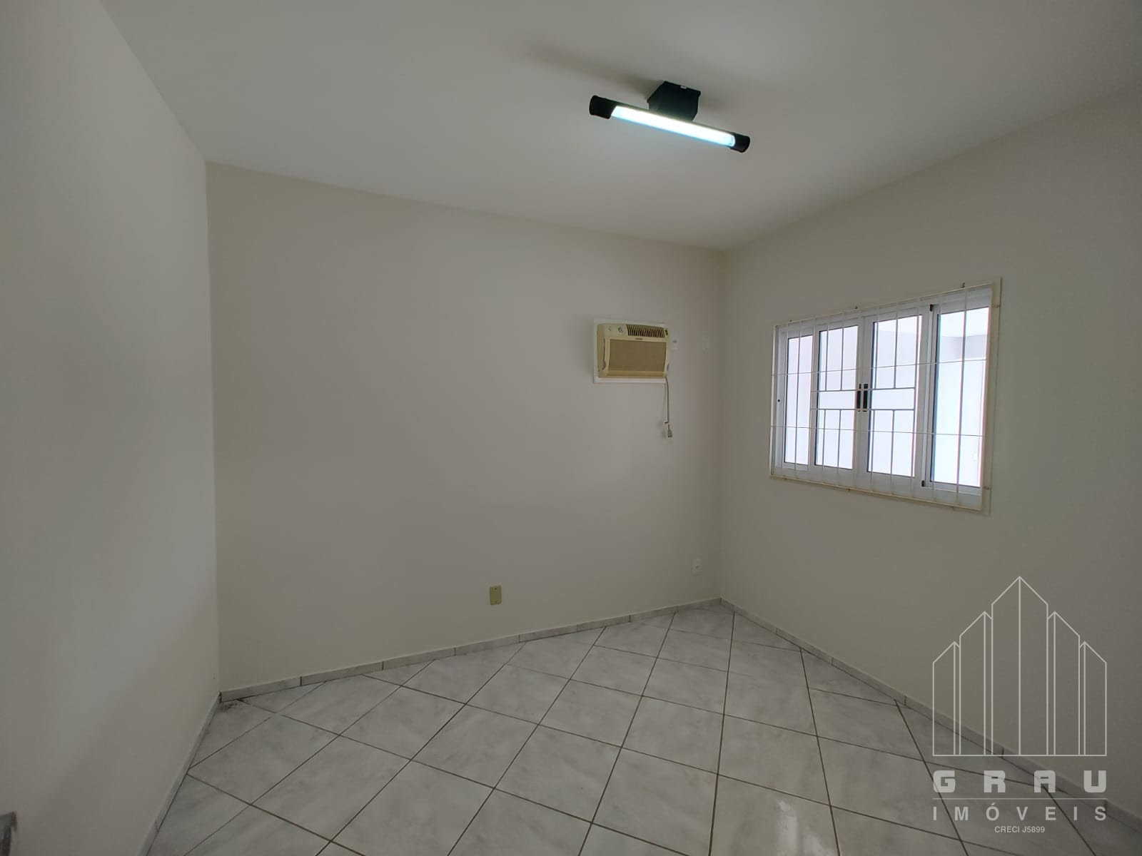 Casa em Vila A  -  Foz do Iguaçu