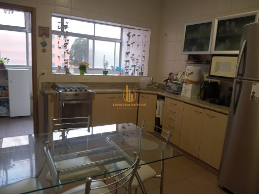 Apartamento terreo 95m - Muito espaço, conforto, iluminação e circulação. Com 3 dormitorios - fica em local privilegiado - Jardim Bela Vista (próximo da Av. Portugal) - Região recheada de comercio, se