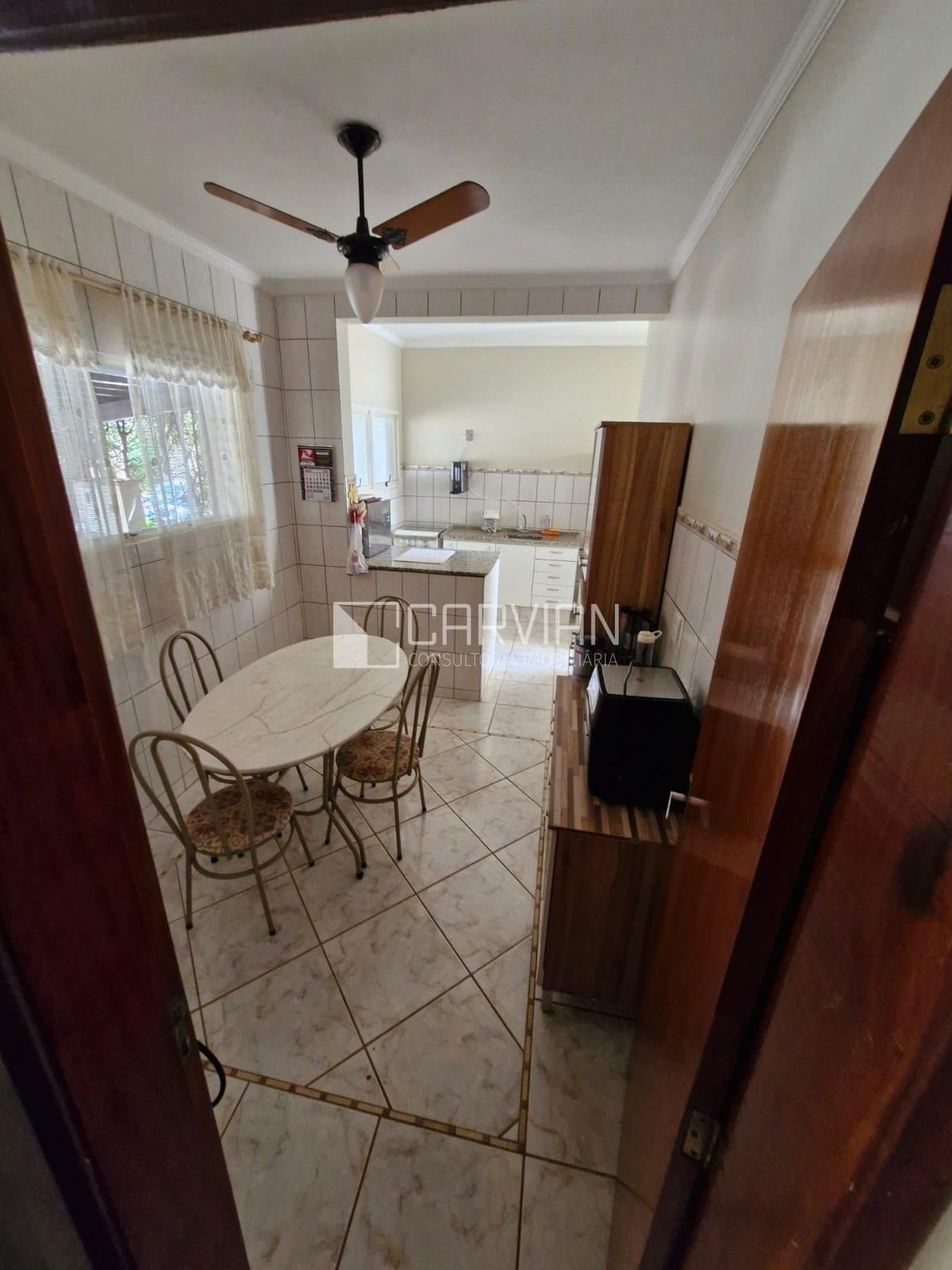 Casa à venda com 3 quartos, 1 suíte, 1 vaga e 160m² no Jardim Manoel Penna, Ribeirão Preto (SP) — foto 4 de 12