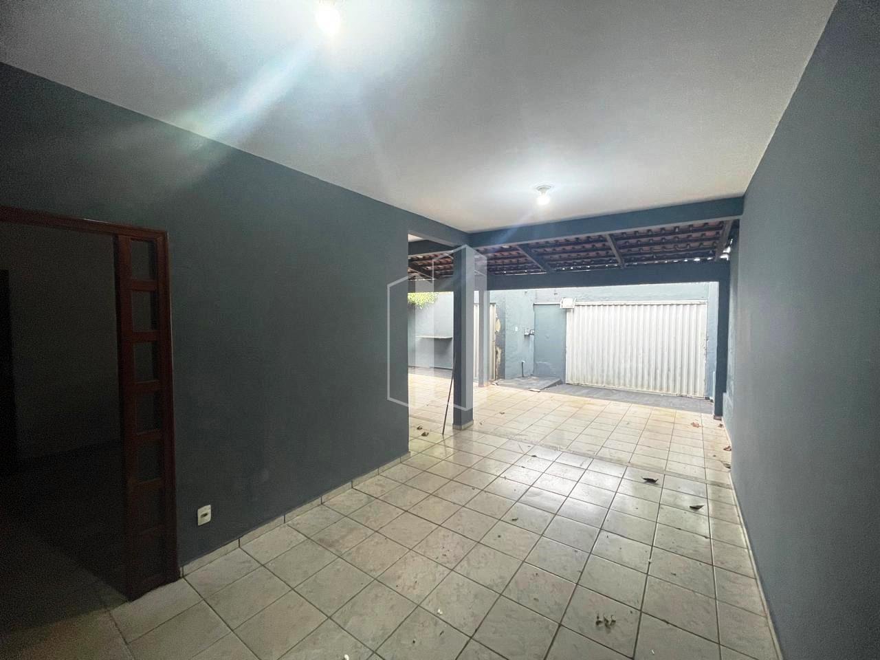 Casa à venda com 3 quartos, 1 suíte, 2 vagas e 114m² no Jardim América, Goiânia (GO) — foto 4 de 28