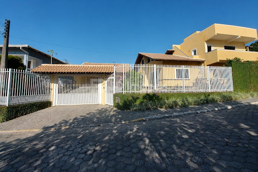 Casa 4 Dormitórios - Ubatuba - São Francisco do Sul, SC